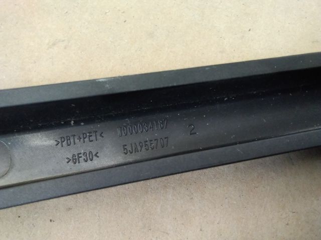 bontott SKODA OCTAVIA III Hátsó Ablaktörlő Kar