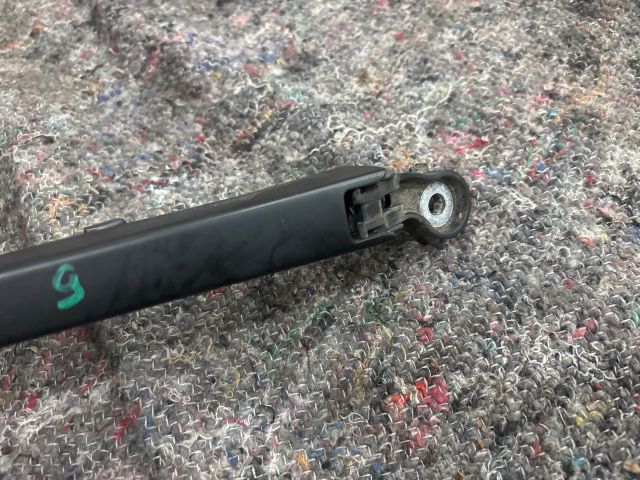 bontott SKODA OCTAVIA III Hátsó Ablaktörlő Kar