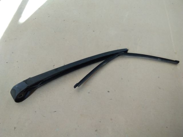 bontott SKODA OCTAVIA III Hátsó Ablaktörlő Kar