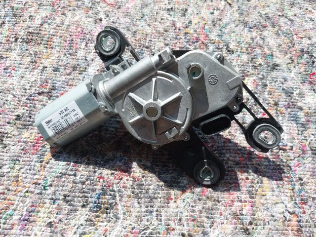 bontott SKODA OCTAVIA III Hátsó Ablaktörlő Motor