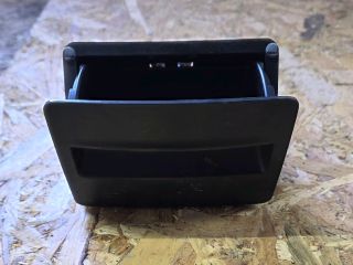 bontott SKODA OCTAVIA III Hátsó Hamutartó