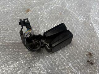 bontott SKODA OCTAVIA III Hátsó középső Biztonsági Öv Csat