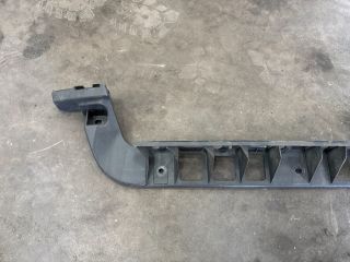 bontott SKODA OCTAVIA III Hátsó középső Lökhárító Tartó (Műanyag)