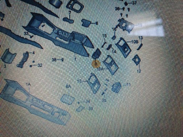 bontott SKODA OCTAVIA III Hátsó középső Szellőző