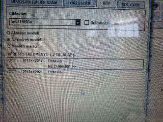 bontott SKODA OCTAVIA III Hátsó középső Szellőző