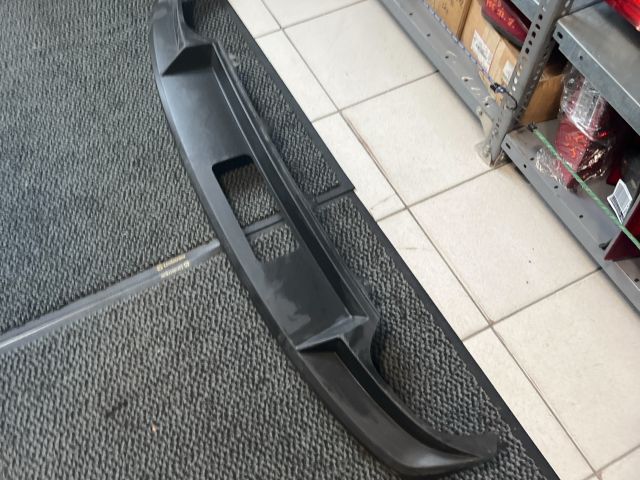 bontott SKODA OCTAVIA III Hátsó Lökhárító Alsó (Műanyag)