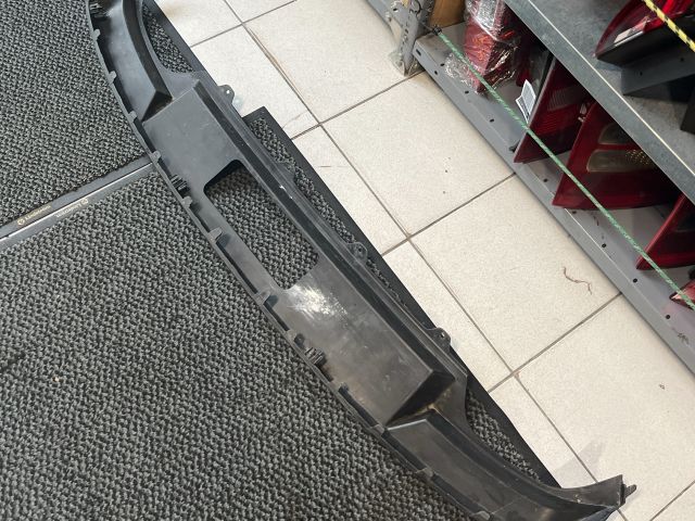 bontott SKODA OCTAVIA III Hátsó Lökhárító Alsó (Műanyag)