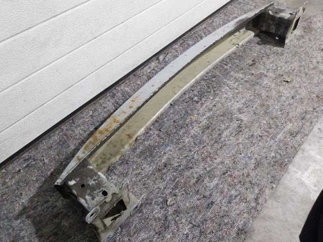 bontott SKODA OCTAVIA III Hátsó Lökhárító Merevítő (Fém)