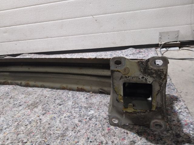 bontott SKODA OCTAVIA III Hátsó Lökhárító Merevítő (Fém)