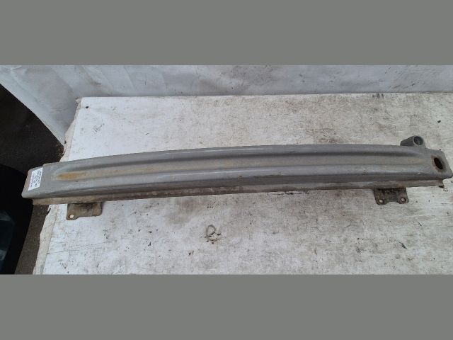 bontott SKODA OCTAVIA III Hátsó Lökhárító Merevítő (Fém)