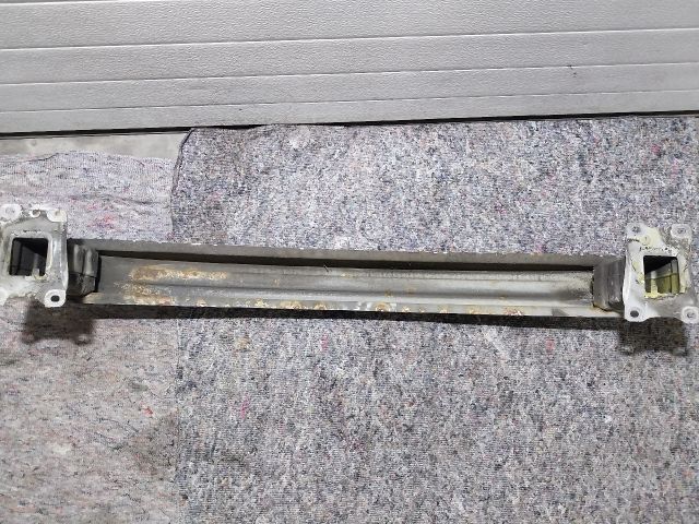 bontott SKODA OCTAVIA III Hátsó Lökhárító Merevítő (Fém)