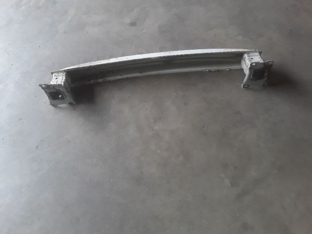 bontott SKODA OCTAVIA III Hátsó Lökhárító Merevítő (Fém)