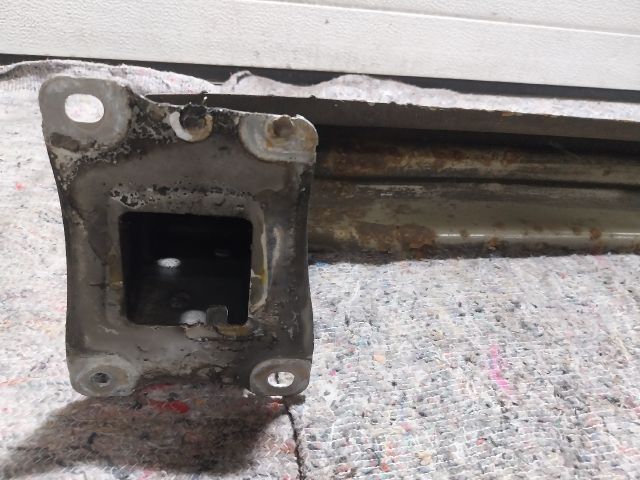 bontott SKODA OCTAVIA III Hátsó Lökhárító Merevítő (Fém)