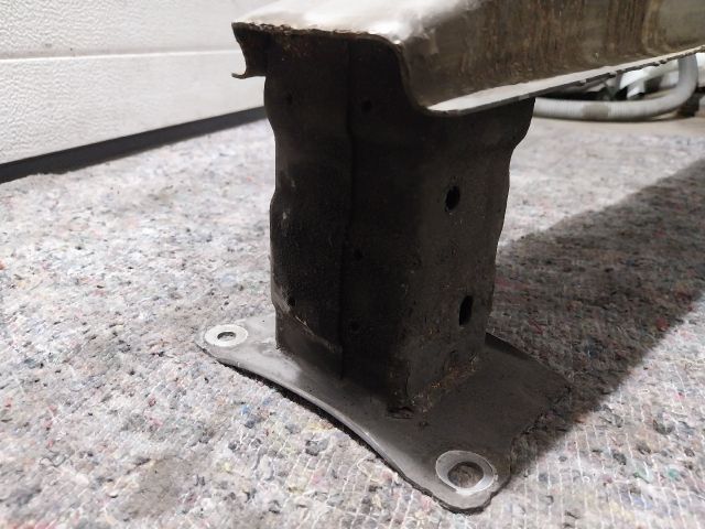 bontott SKODA OCTAVIA III Hátsó Lökhárító Merevítő (Fém)