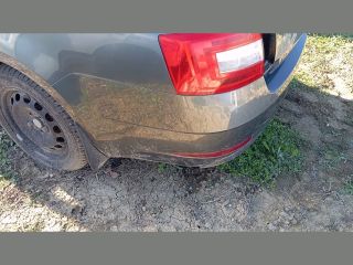 bontott SKODA OCTAVIA III Hátsó Lökhárító (Részeivel)