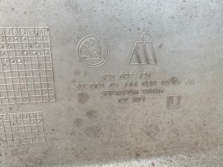 bontott SKODA OCTAVIA III Hátsó Lökhárító (Részeivel)