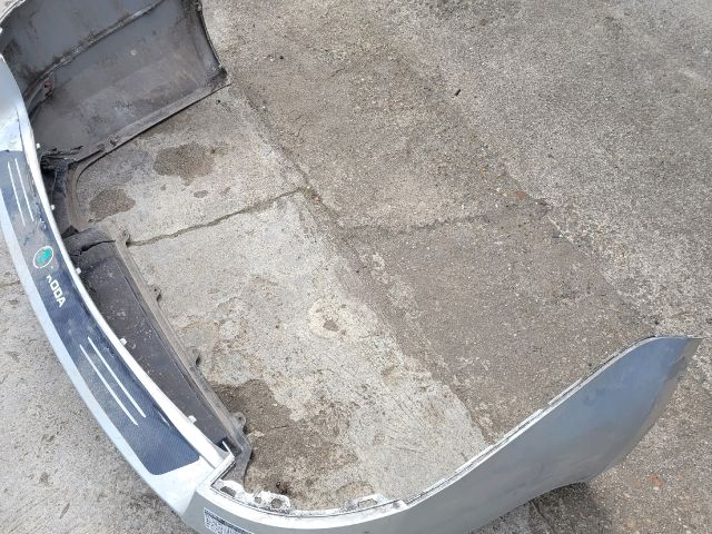 bontott SKODA OCTAVIA III Hátsó Lökhárító (Részeivel)