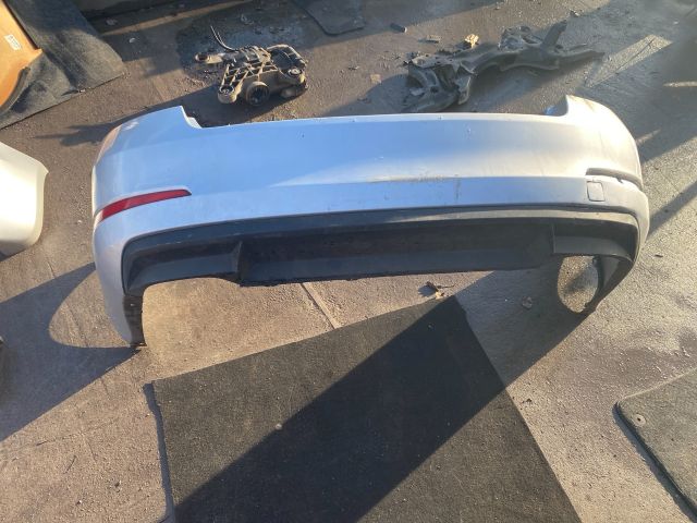 bontott SKODA OCTAVIA III Hátsó Lökhárító (Részeivel)