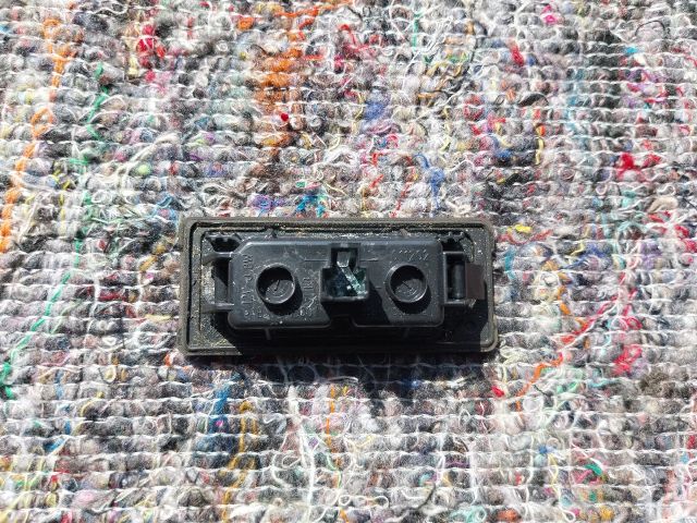 bontott SKODA OCTAVIA III Hátsó Rendszámtábla Világítás