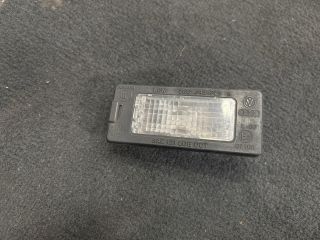 bontott SKODA OCTAVIA III Hátsó Rendszámtábla Világítás