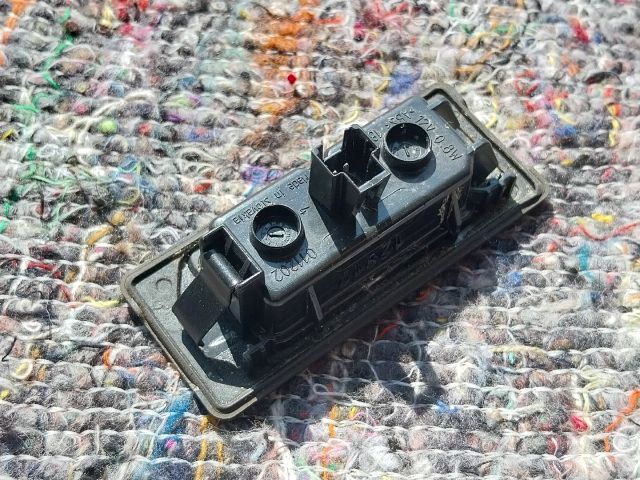 bontott SKODA OCTAVIA III Hátsó Rendszámtábla Világítás