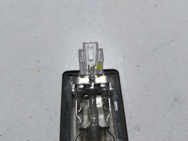 bontott SKODA OCTAVIA III Hátsó Rendszámtábla Világítás