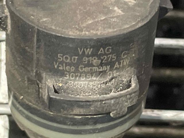 bontott SKODA OCTAVIA III Hátsó Tolatóradar Fej