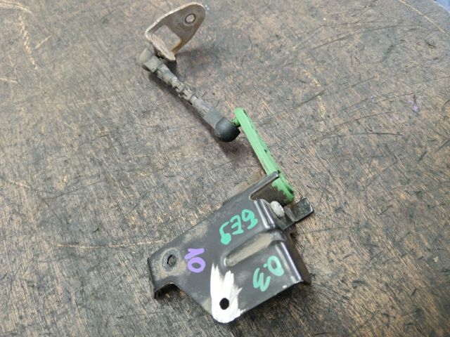 bontott SKODA OCTAVIA III Hátsó Xenon Szintszabályzó Jeladó