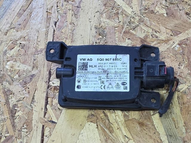 bontott SKODA OCTAVIA III Holttérérzékelő