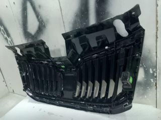 bontott SKODA OCTAVIA III Hűtőrács