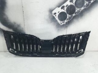 bontott SKODA OCTAVIA III Hűtőrács