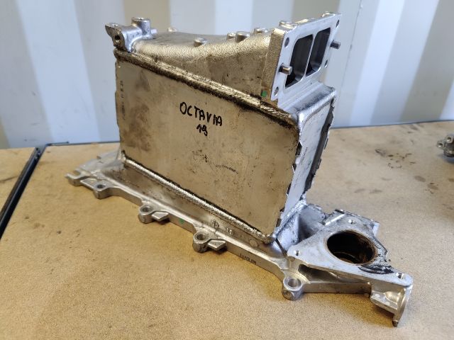 bontott SKODA OCTAVIA III Intercooler