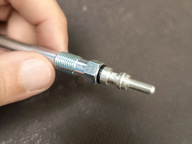 bontott SKODA OCTAVIA III Izzító/Gyújtó Gyertya