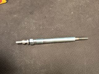 bontott SKODA OCTAVIA III Izzító/Gyújtó Gyertya