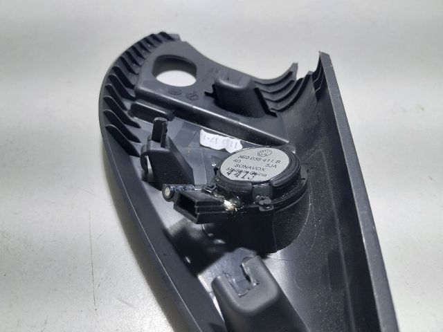 bontott SKODA OCTAVIA III Jobb A Oszlop Hangszóró Burkolat