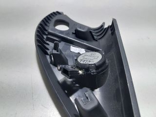 bontott SKODA OCTAVIA III Jobb A Oszlop Hangszóró Burkolat