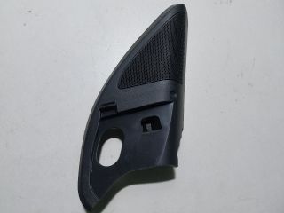 bontott SKODA OCTAVIA III Jobb A Oszlop Hangszóró Burkolat