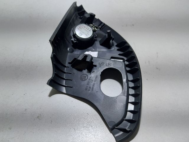 bontott SKODA OCTAVIA III Jobb A Oszlop Hangszóró Burkolat