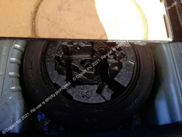 bontott SKODA OCTAVIA III Jobb C Oszlop Burkolat