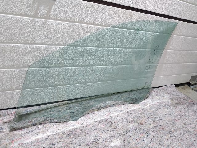 bontott SKODA OCTAVIA III Jobb első Ablak