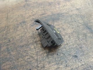 bontott SKODA OCTAVIA III Jobb első Ablakemelő Kapcsoló