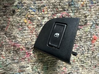 bontott SKODA OCTAVIA III Jobb első Ablakemelő Kapcsoló