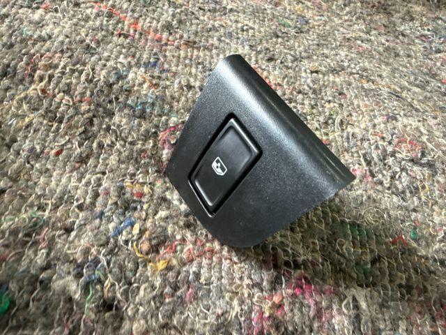 bontott SKODA OCTAVIA III Jobb első Ablakemelő Kapcsoló