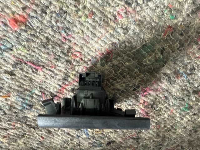 bontott SKODA OCTAVIA III Jobb első Ablakemelő Kapcsoló