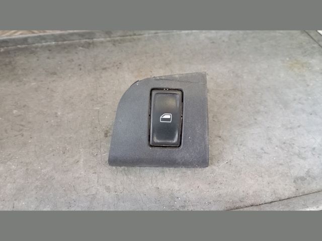 bontott SKODA OCTAVIA III Jobb első Ablakemelő Kapcsoló