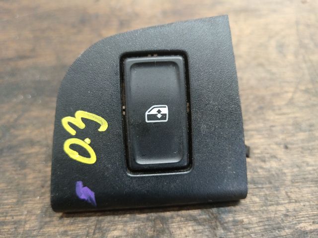 bontott SKODA OCTAVIA III Jobb első Ablakemelő Kapcsoló