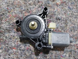 bontott SKODA OCTAVIA III Jobb első Ablakemelő Motor