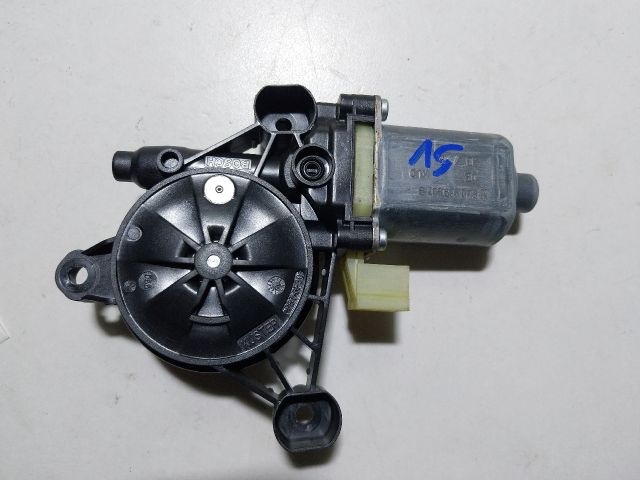 bontott SKODA OCTAVIA III Jobb első Ablakemelő Motor