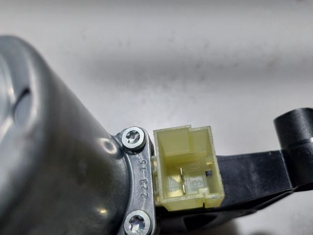 bontott SKODA OCTAVIA III Jobb első Ablakemelő Motor