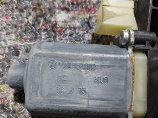 bontott SKODA OCTAVIA III Jobb első Ablakemelő Motor